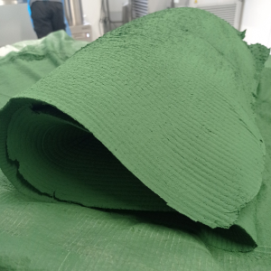spiruline fraiche cultivée artisanalement dans les Côtes d'Armor